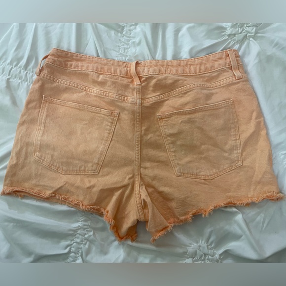 EUC Universal Thread Colored Denim Shorts - Picture 2 of 3